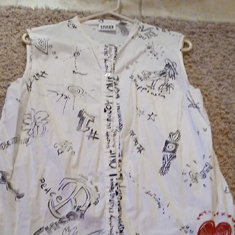 Chico's White Sleeveless Graphic Top